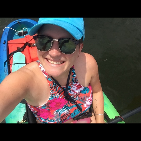 Meet your Posher, Guinevere - Picture 10 of 10